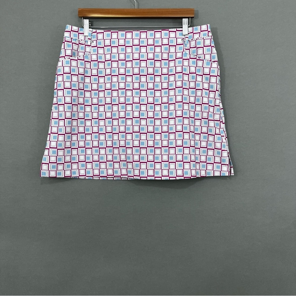 N’Vo White Geometric Print Golf Skort